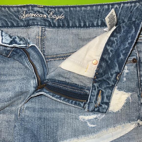 American Eagle jean shorts - Picture 3 of 4